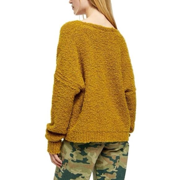 Free People Finders Keepers V Neck Sweater in Athens Moss Size Small - Picture 6 of 12